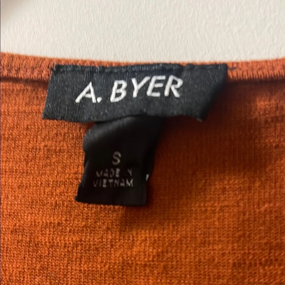 A. Byer Women's Rust Ruched Top - Picture 2 of 3